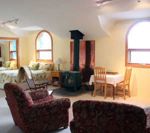 Christina lake bed and breakfast room rates